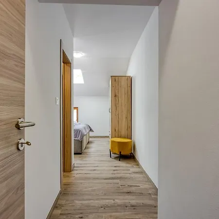 House Milka With Whirlpool And Sauna Klostar