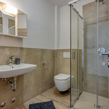 House Milka With Whirlpool And Sauna *